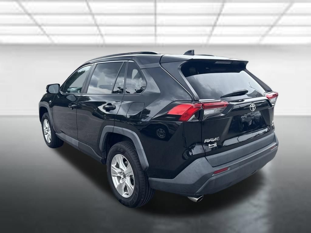 Used 2021 Toyota RAV4 XLE AWD/4WD image 21