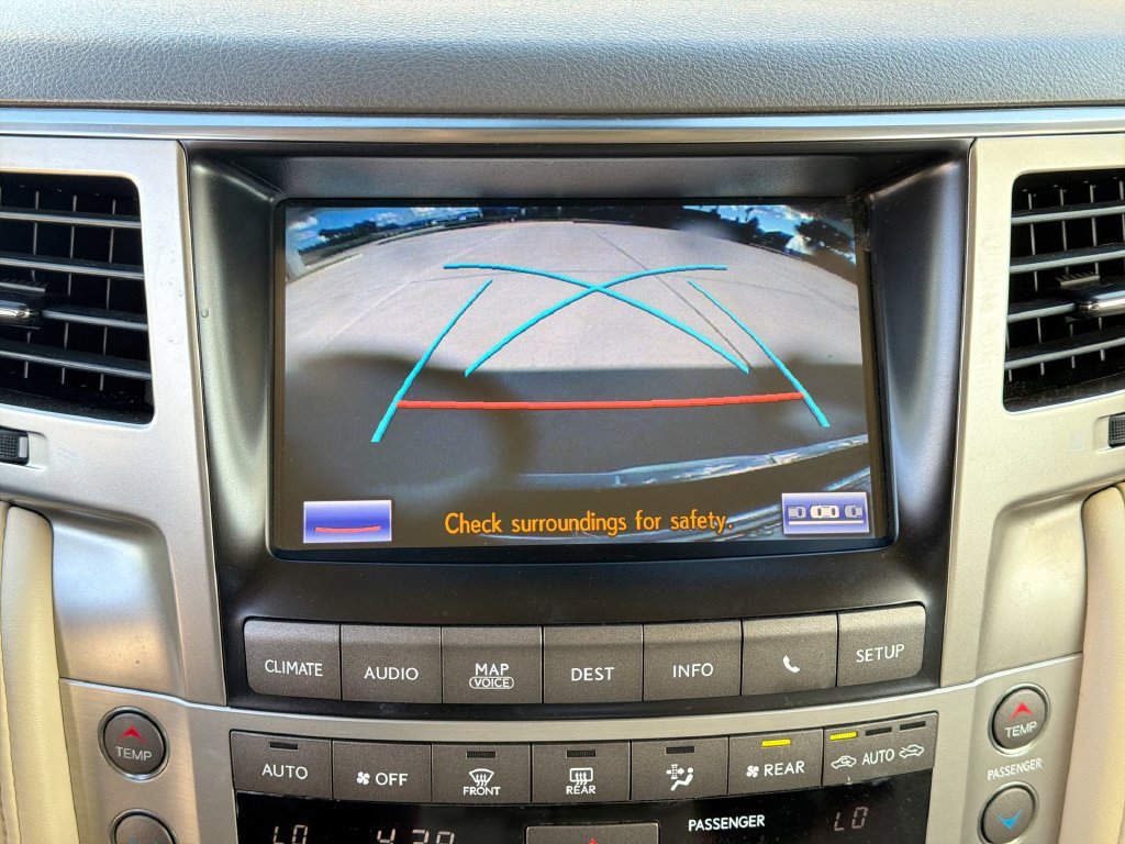 Used 2015 Lexus LX 570 4WD image 24