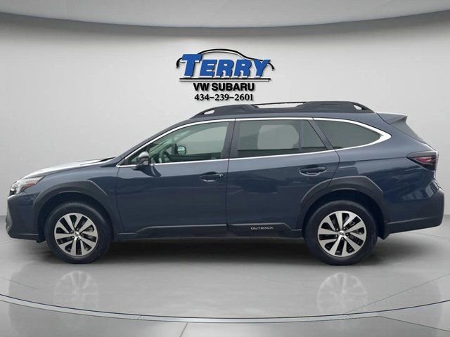 Certified 2025 Subaru Outback Premium image 3