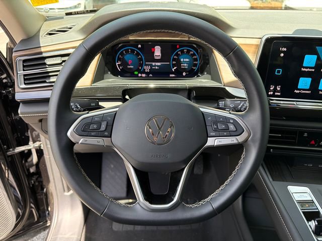 Used 2026 Volkswagen Atlas SE FWD image 24