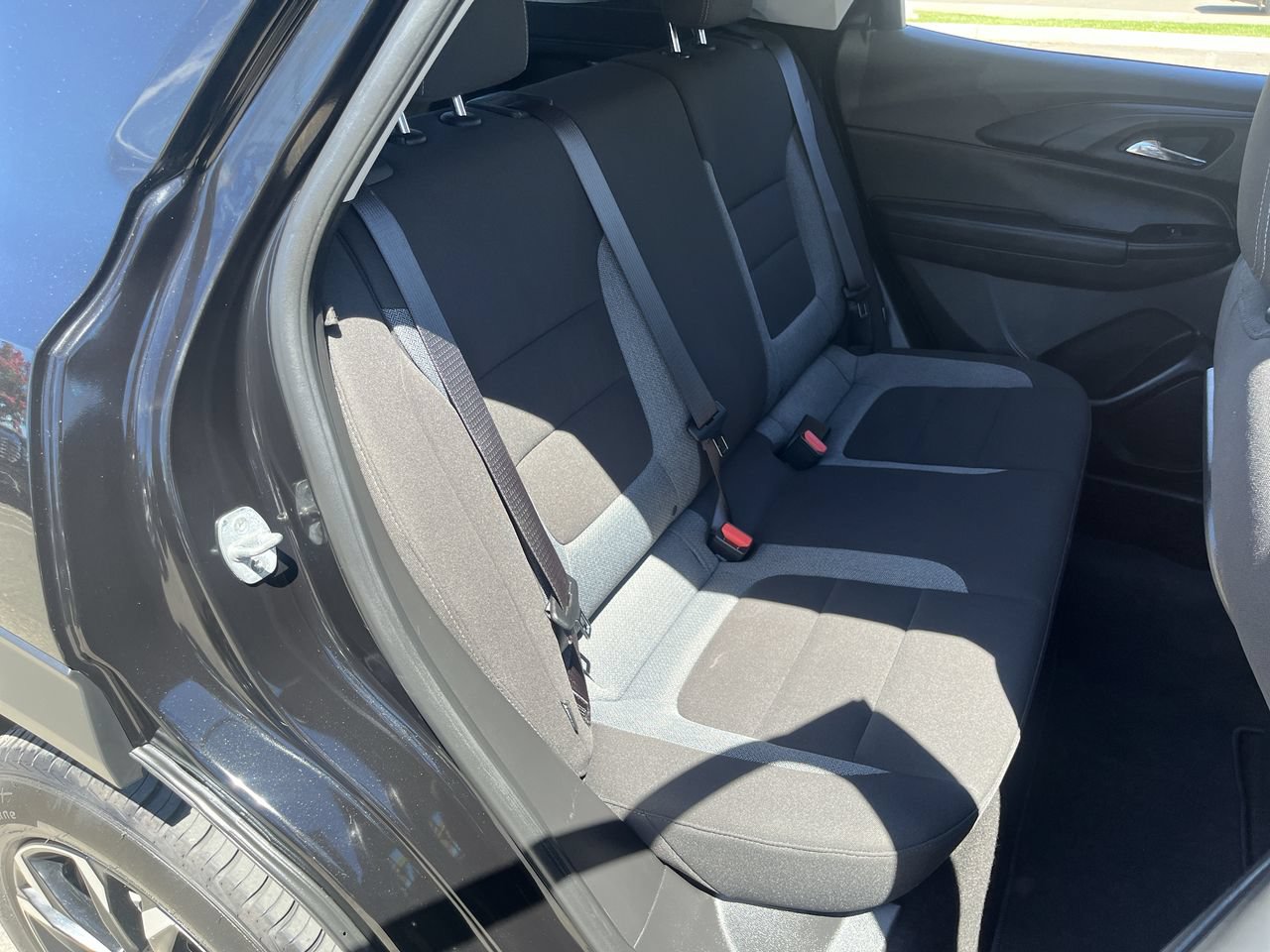 Used 2023 Chevrolet TrailBlazer LT FWD image 23