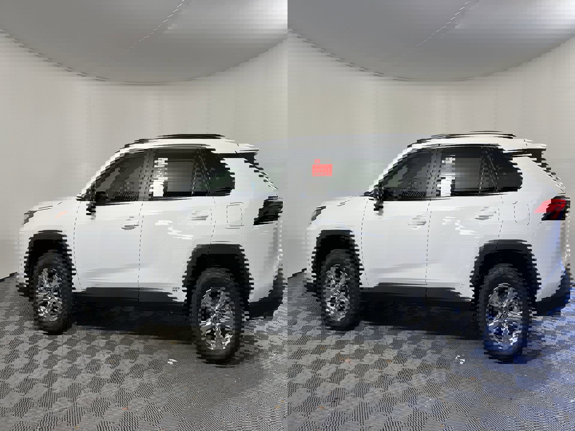 New 2024 Toyota RAV4 LE image 7
