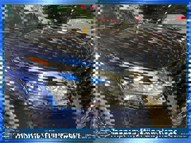 Used 2025 Nissan Pathfinder SL image 10