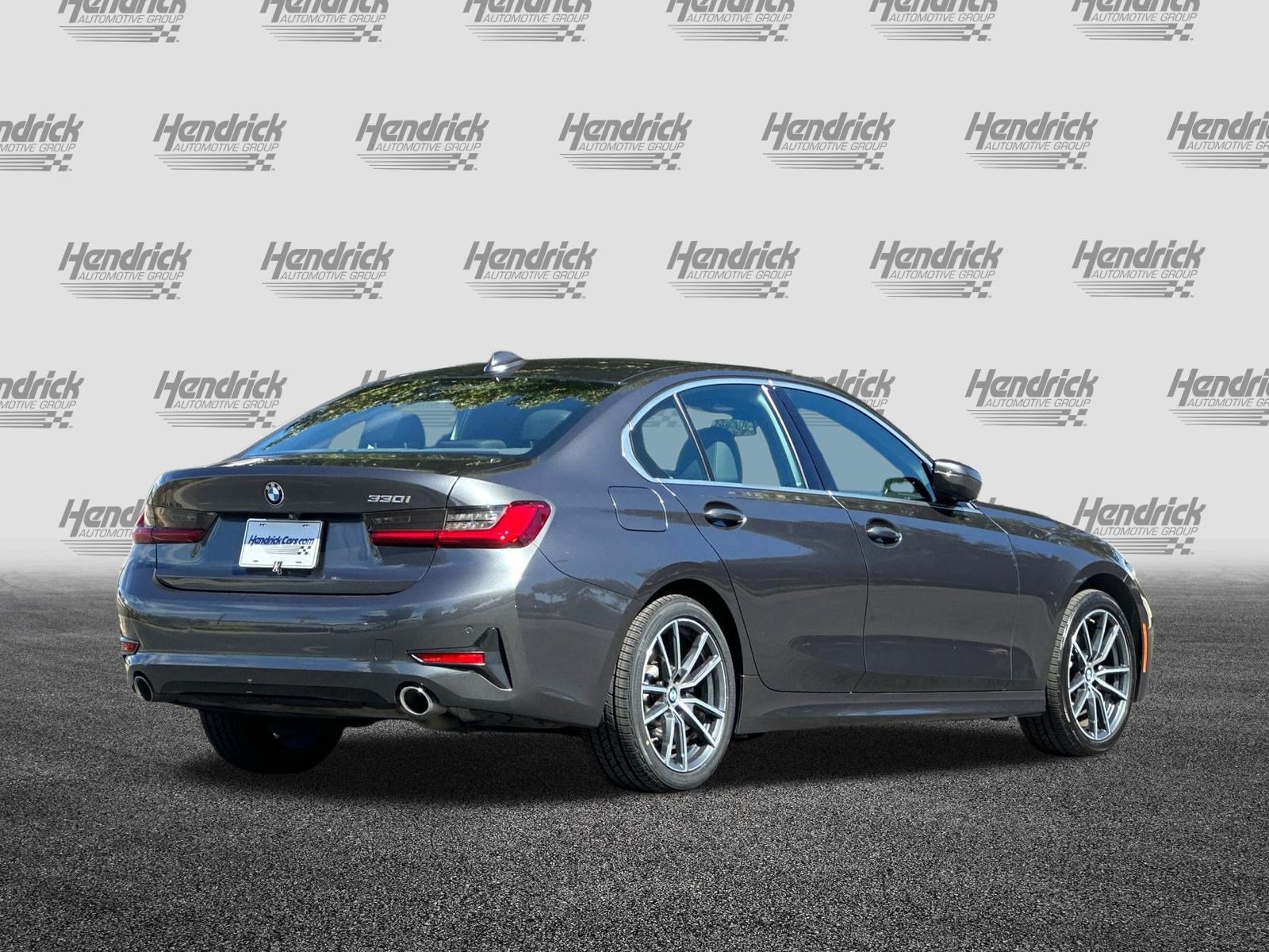 Used 2019 BMW 330i Sedan w/ Convenience Package RWD image 5
