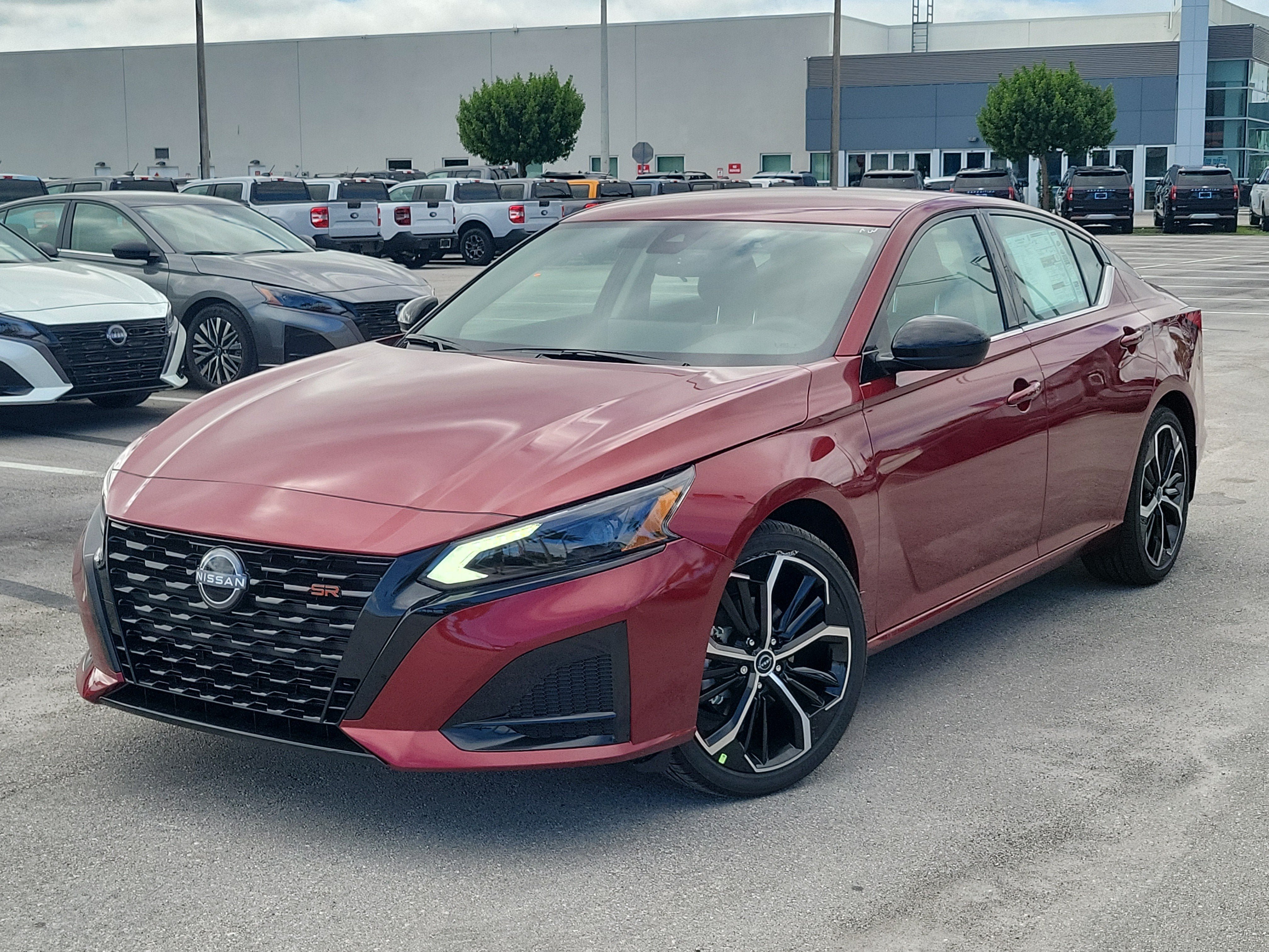 New 2026 Nissan Altima 2.5 SR FWD image 34