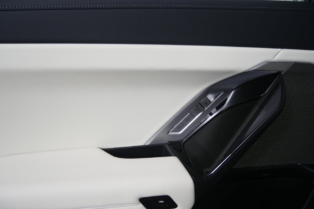 New 2026 BMW 740i RWD image 13