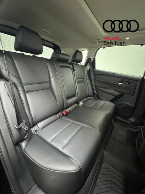 Used 2024 Nissan Rogue SV w/ SV Premium Package FWD image 28