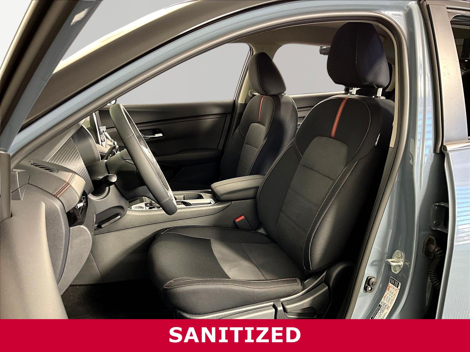 Certified 2025 Nissan Sentra SR w/ Midnight Edition FWD image 19