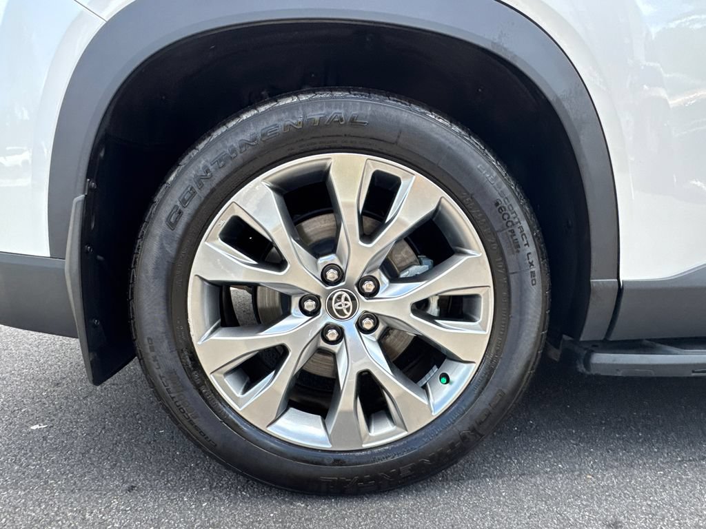 Used 2024 Toyota Grand Highlander AWD Hybrid image 18