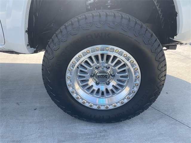 Used 2022 Toyota Tacoma Limited image 33