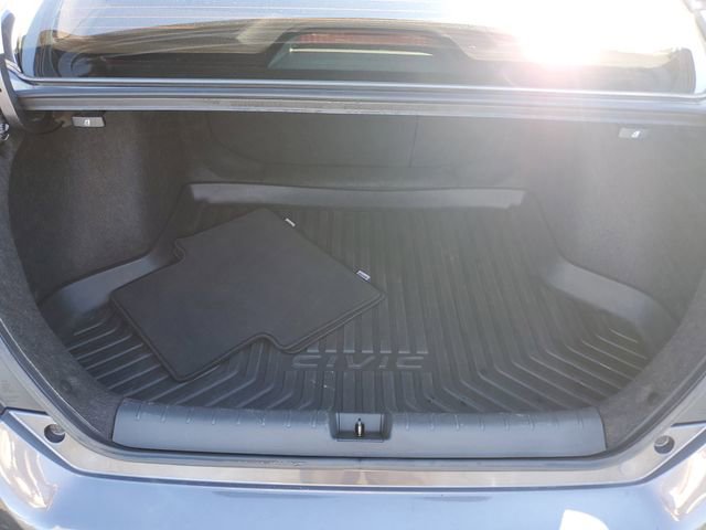 Used 2018 Honda Civic EX-T image 12