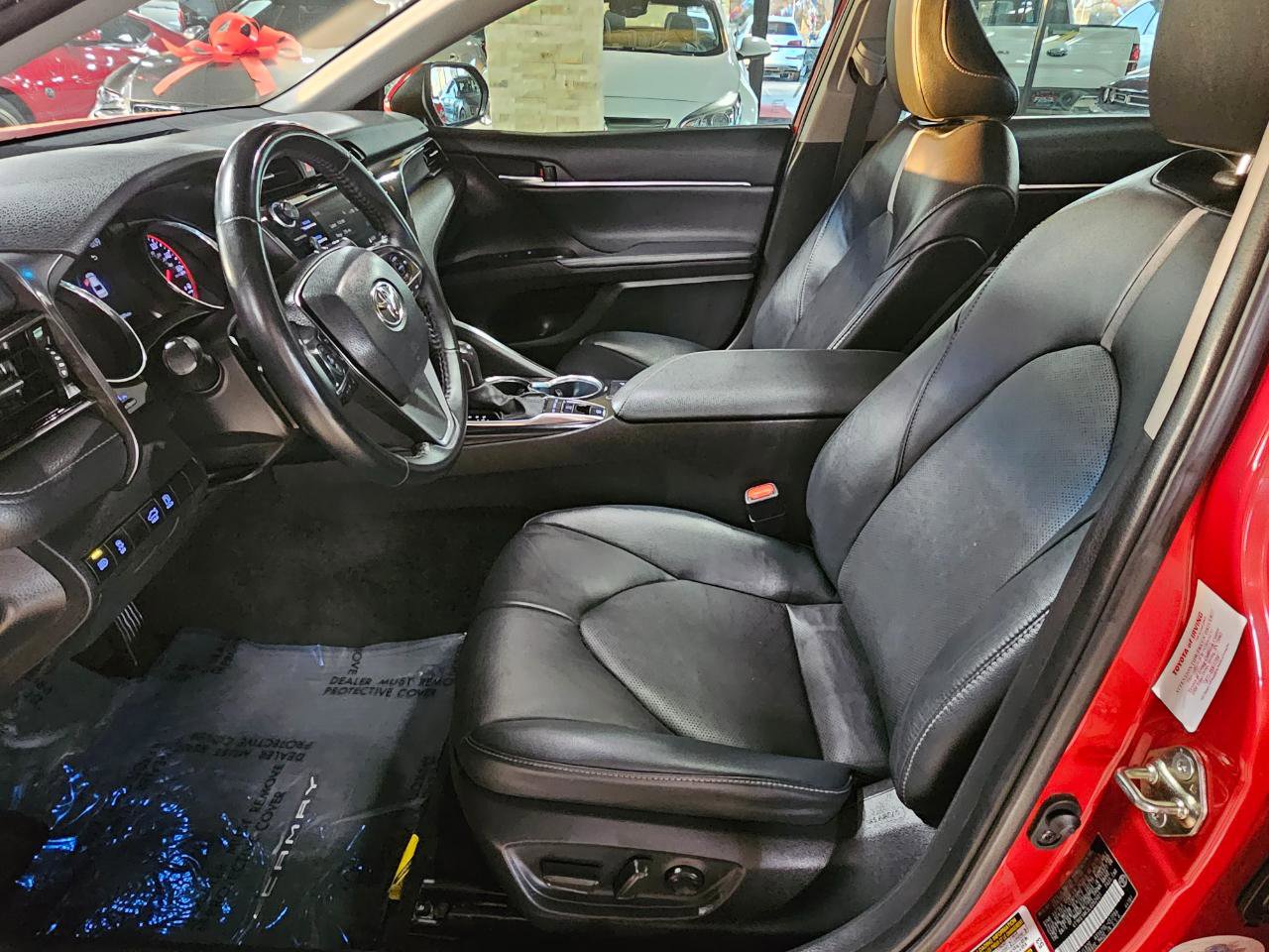 Used 2020 Toyota Camry XSE image 29