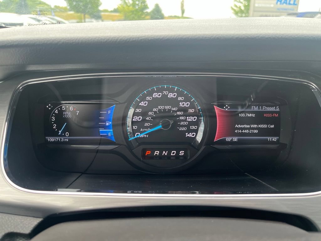 Used 2014 Ford Taurus SEL w/ Equipment Group 201A FWD image 20