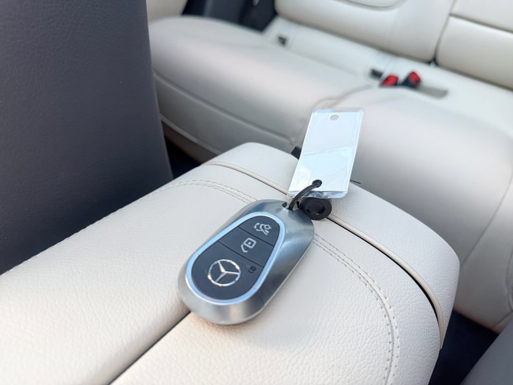 Certified 2026 Mercedes-Benz GLC 300 image 26
