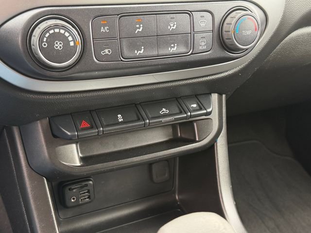 Used 2022 Chevrolet Colorado LT w/ LT Convenience Package AWD/4WD image 28
