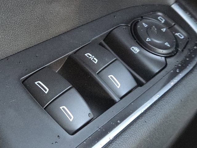 New 2026 GMC Sierra 1500 Elevation image 17