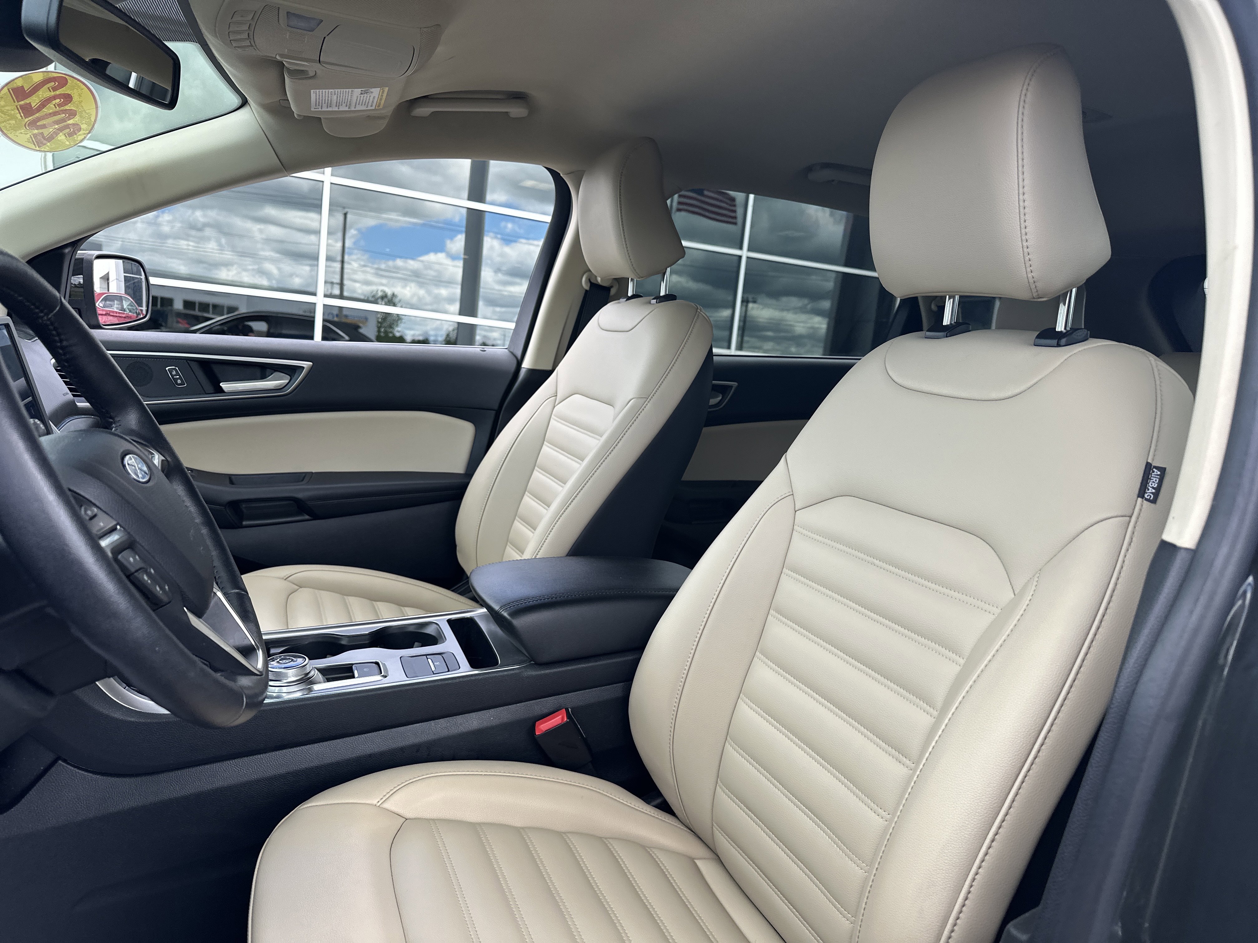 Used 2022 Ford Edge SEL w/ Convenience Package AWD/4WD image 6