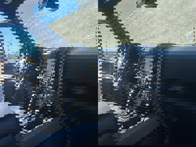 Used 2018 Ford F150 Raptor w/ Equipment Group 802A Luxury image 14