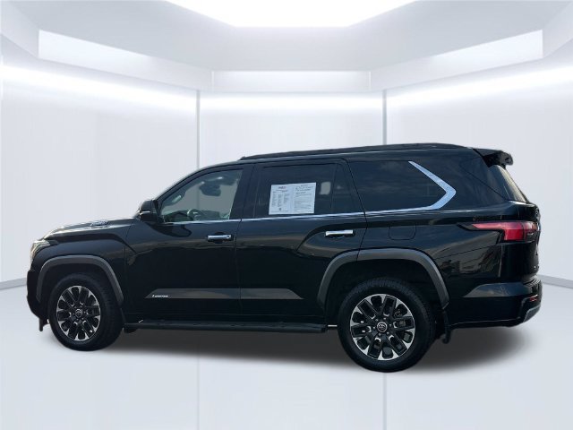 Certified 2023 Toyota Sequoia Limited AWD/4WD image 4