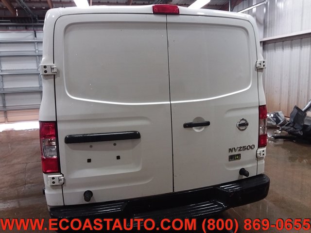 Used 2015 Nissan NV 2500 SV image 8