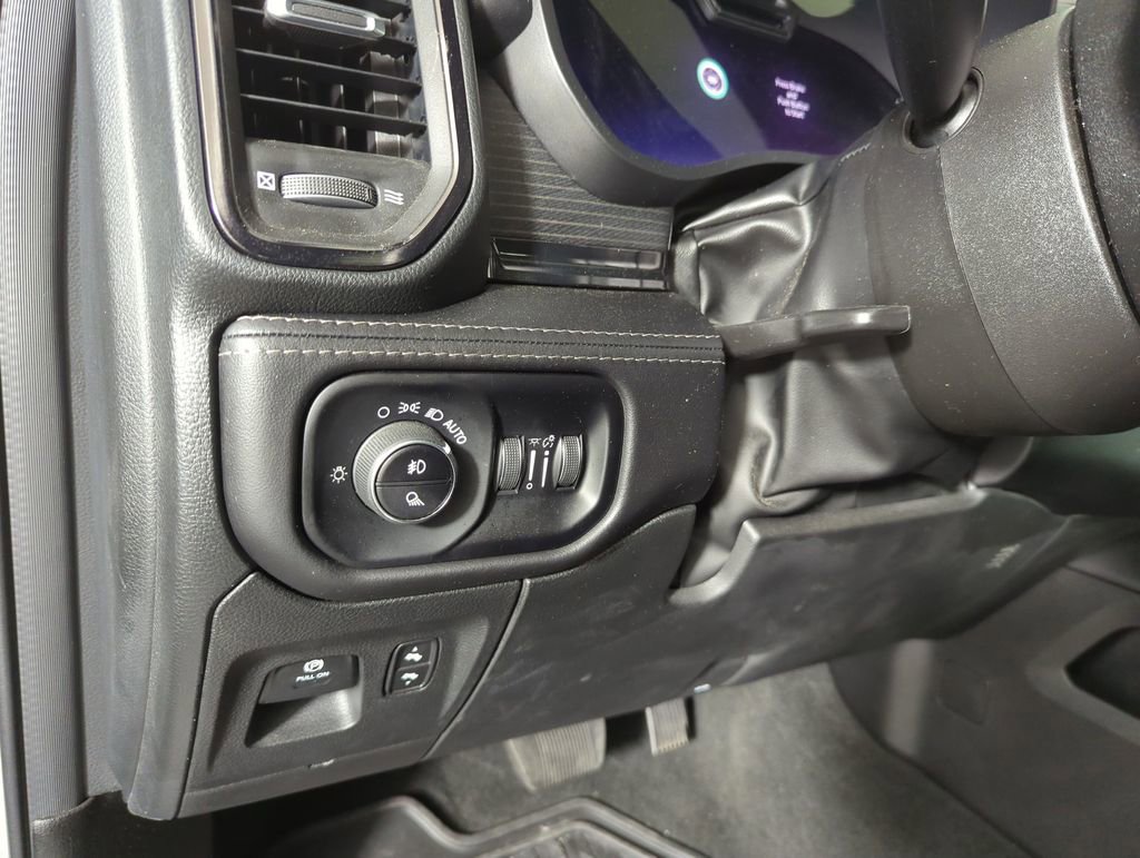 Used 2024 RAM 1500 Limited image 26