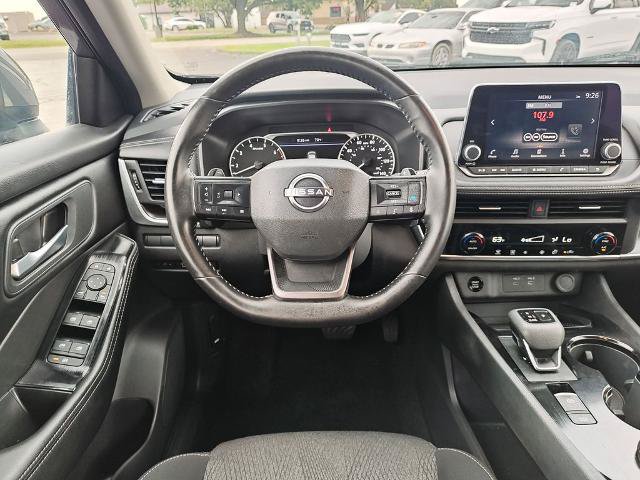 Certified 2025 Nissan Rogue SV AWD/4WD image 16