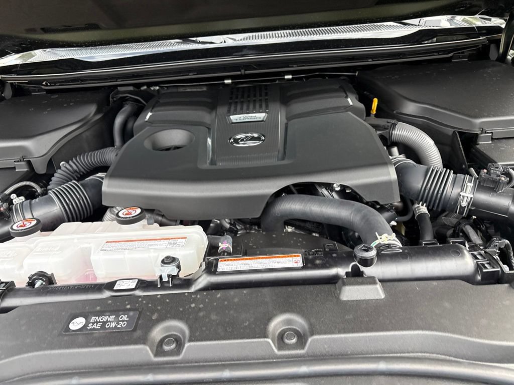 Certified 2026 Lexus GX 550 w/ Accessory Package (2T) AWD/4WD image 11