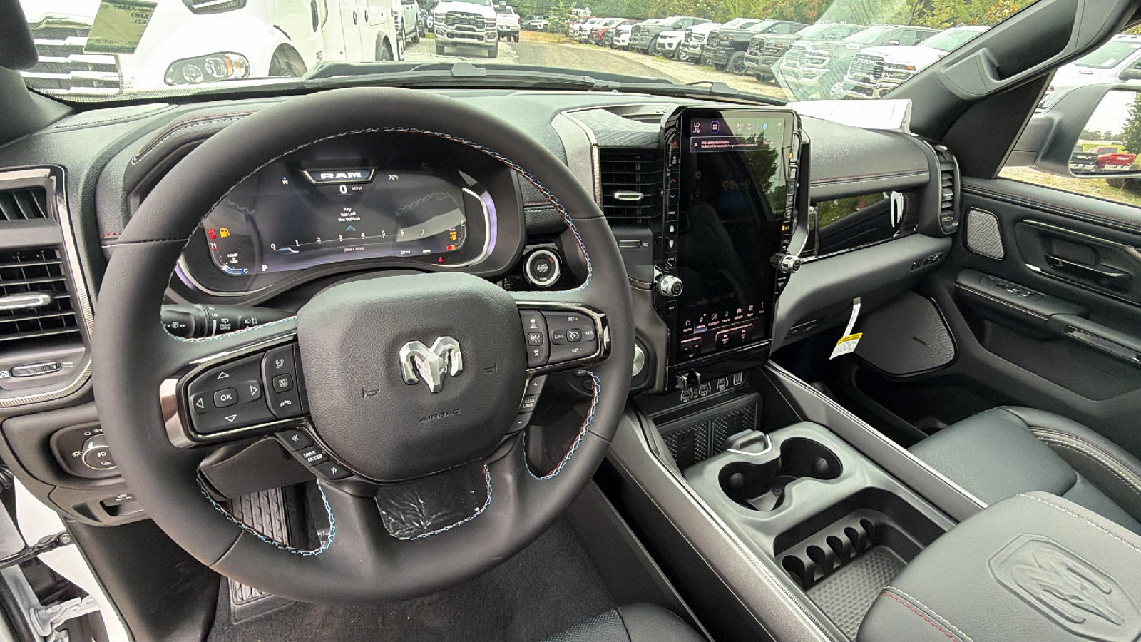New 2026 RAM 1500 Laramie AWD/4WD image 22
