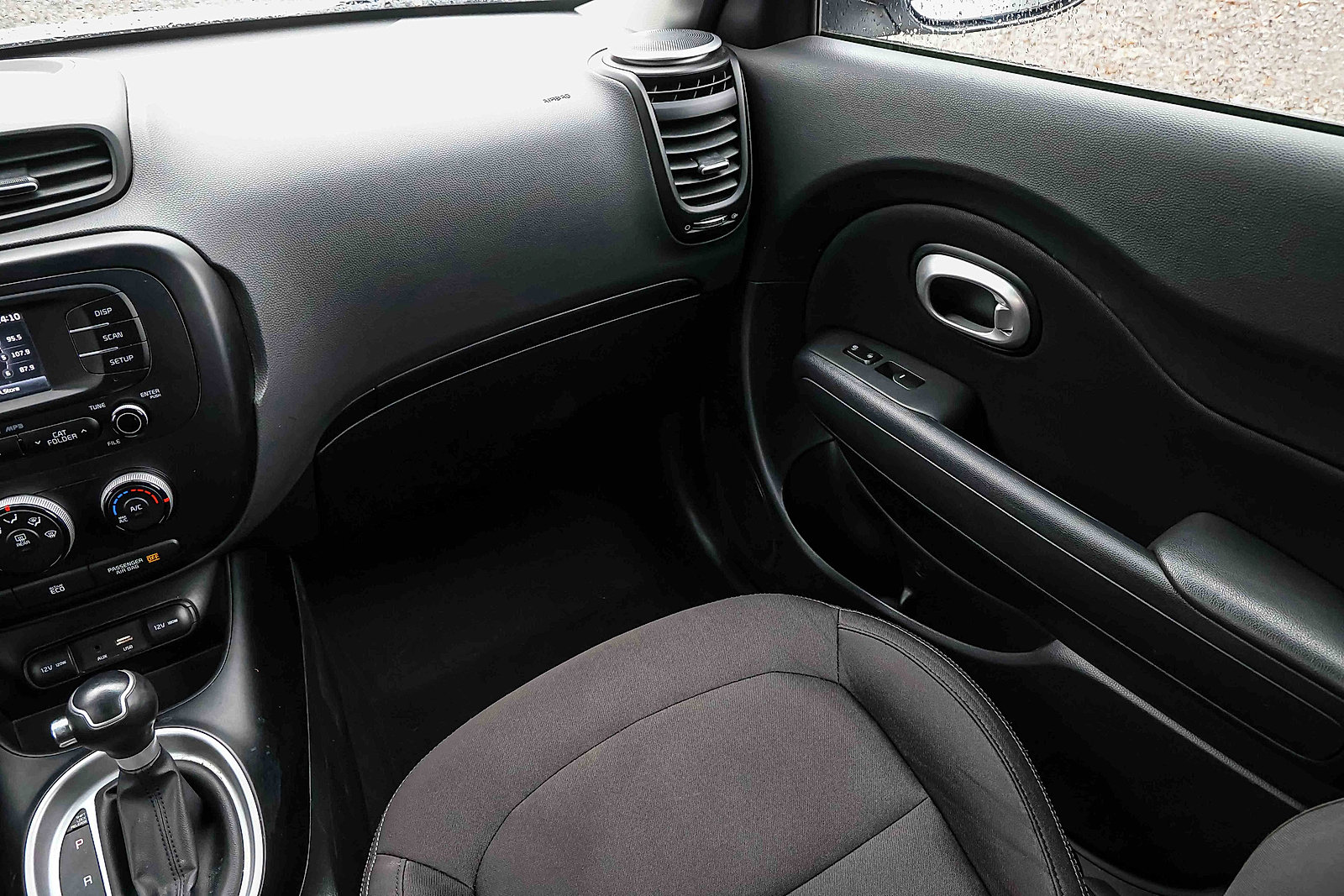 Used 2016 Kia Soul w/ Convenience Package image 17