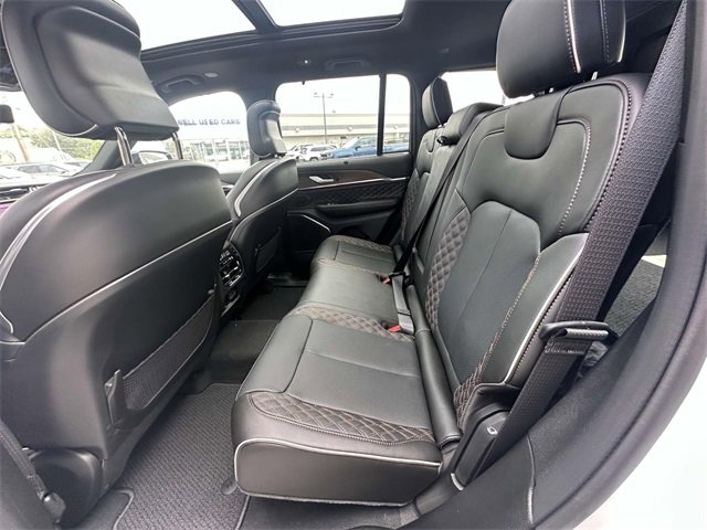 New 2025 Jeep Grand Cherokee Summit w/ Adv Protech Group IV image 16