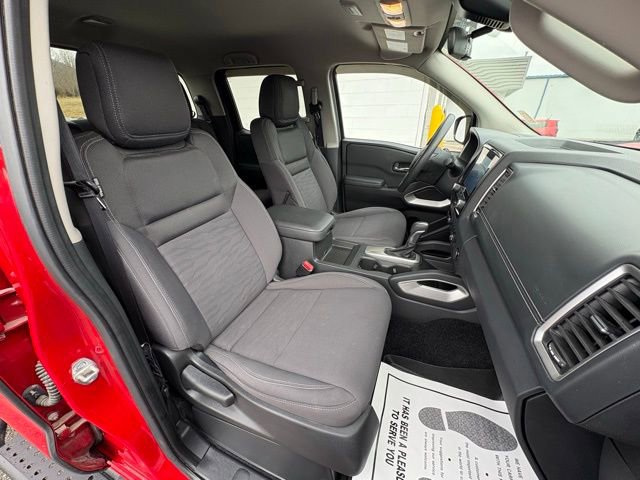 Used 2023 Nissan Frontier SV w/ Tow Package image 28