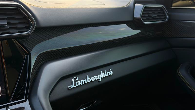 Used 2021 Lamborghini Urus AWD/4WD image 58