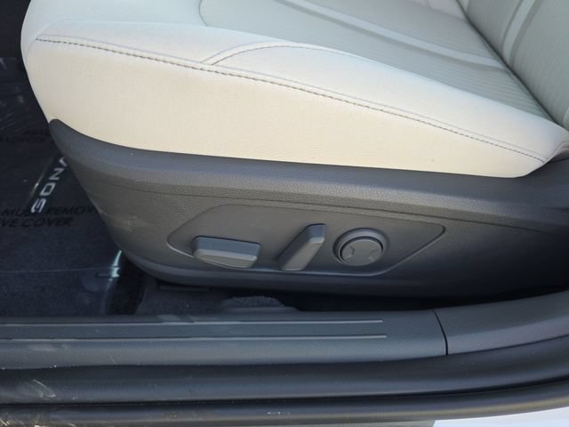 New 2025 Hyundai Sonata SEL FWD image 12