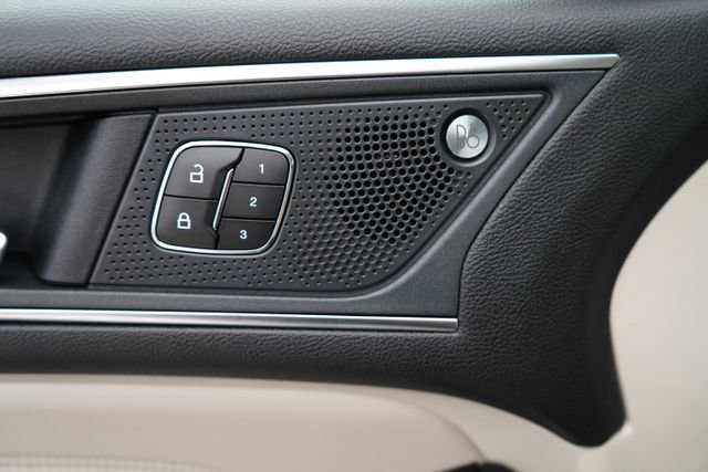 Used 2020 Ford Edge Titanium w/ Equipment Group 301A image 10