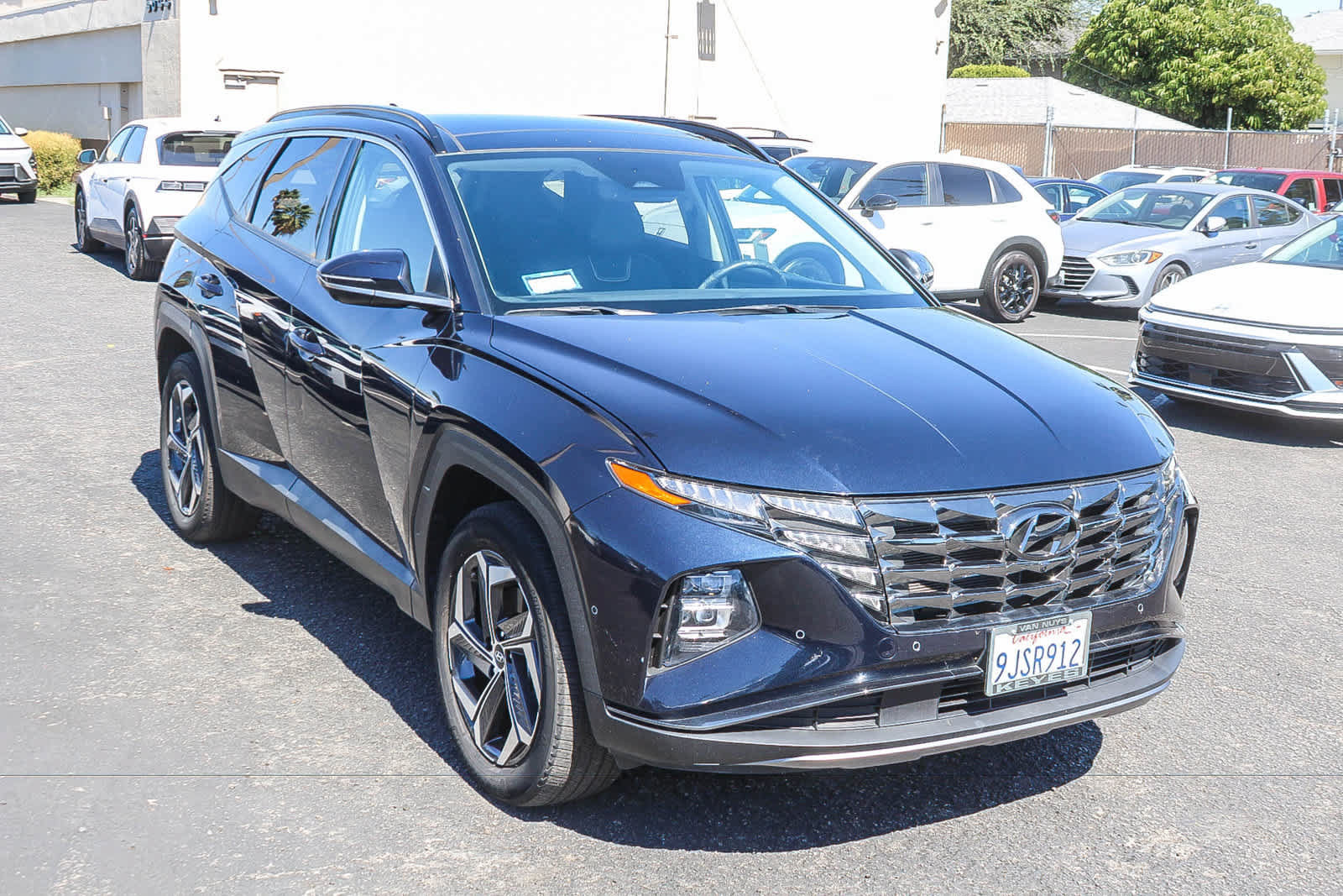 Used 2023 Hyundai Tucson Limited AWD/4WD image 3