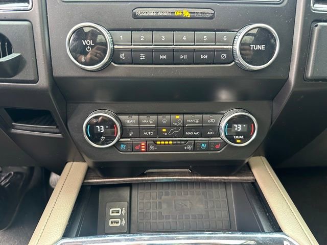 Used 2019 Ford Expedition Limited w/ Equipment Group 302A image 22