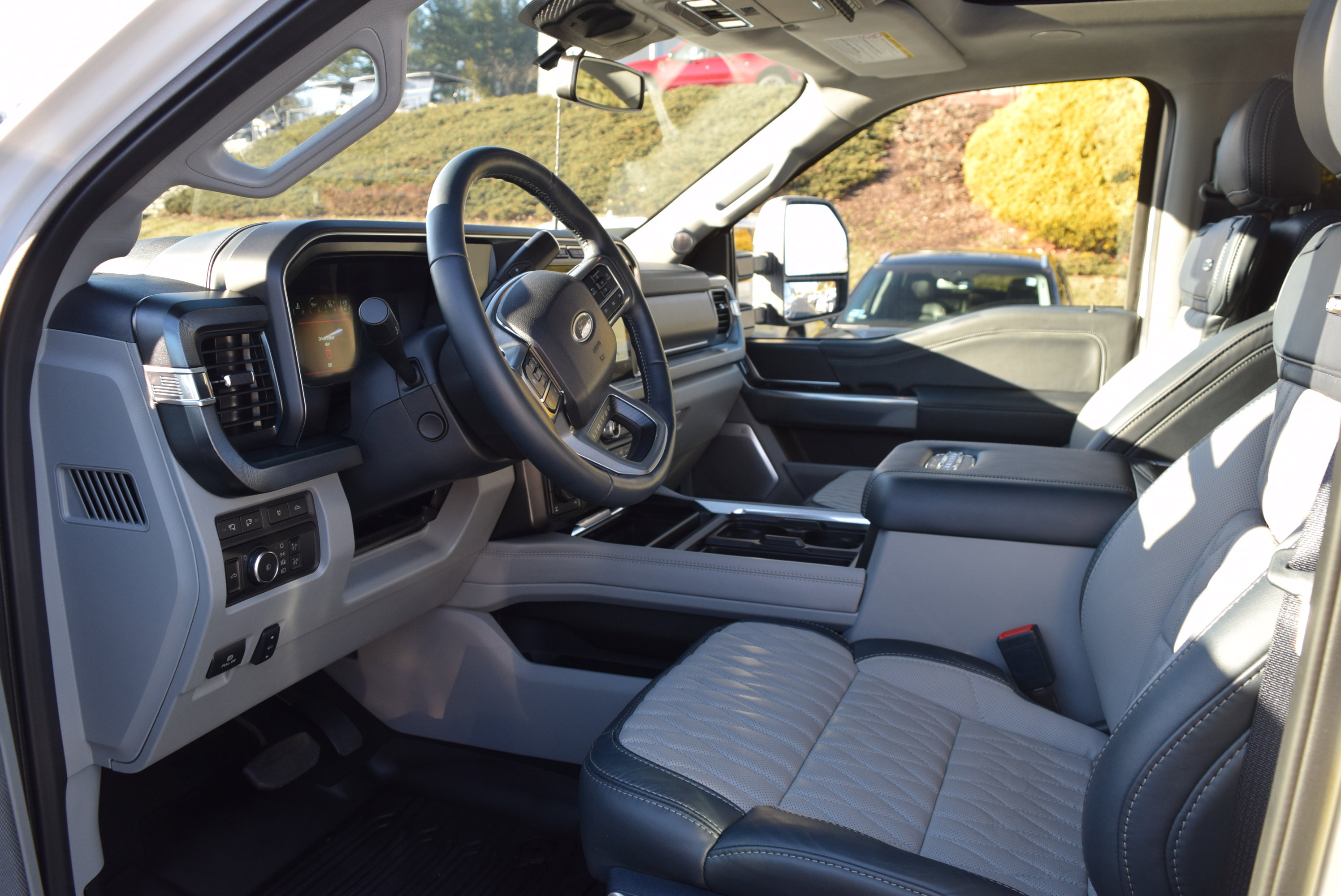 Used 2024 Ford F350 Limited w/ FX4 Off-Road Package image 11