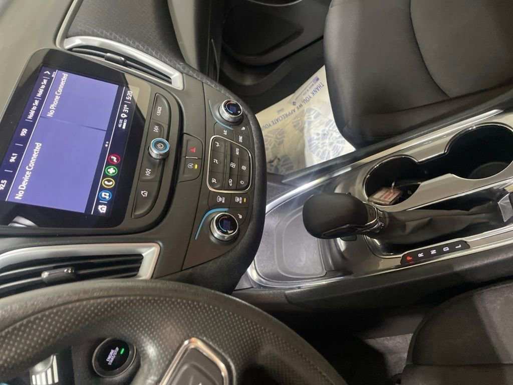 Used 2024 Chevrolet Malibu LT image 25