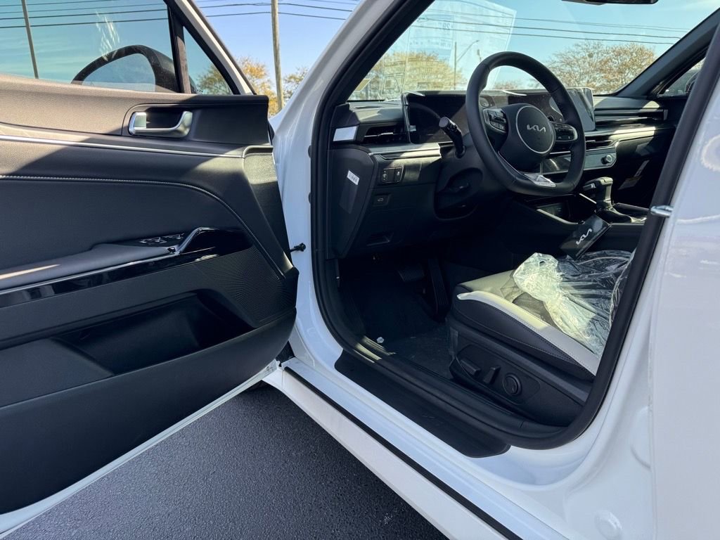 New 2026 Kia K5 GT-Line image 10