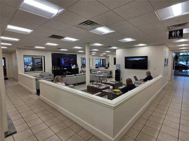 Used 2015 Jeep Grand Cherokee Summit w/ Platinum Series Group image 10