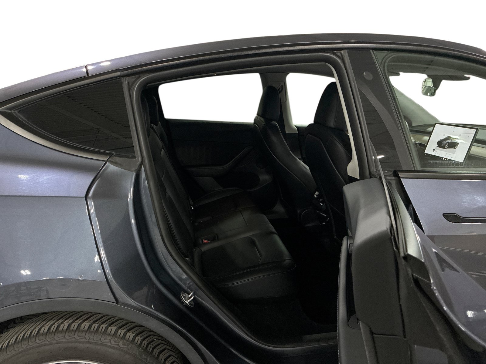 Certified 2023 Tesla Model Y Long Range AWD/4WD image 11