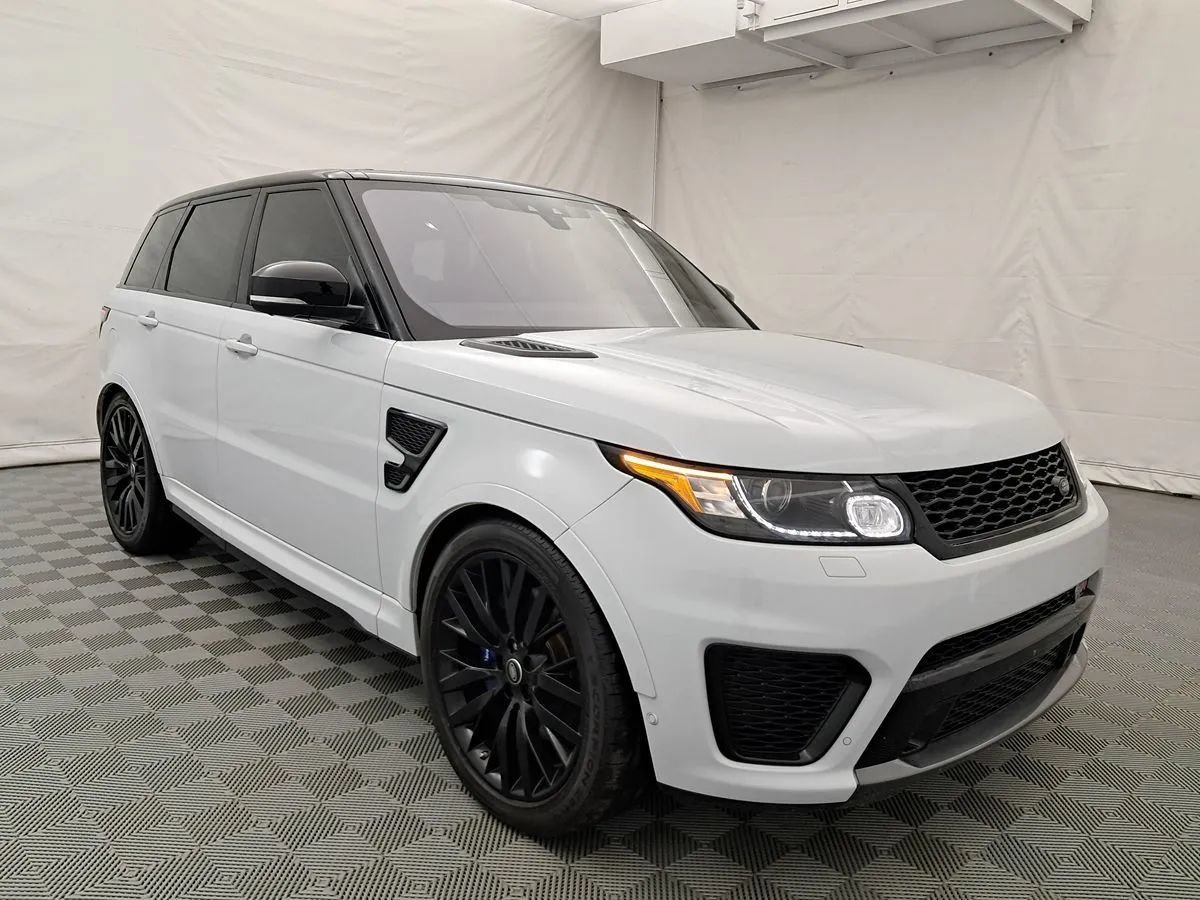Used 2017 Land Rover Range Rover Sport SVR AWD/4WD image 3
