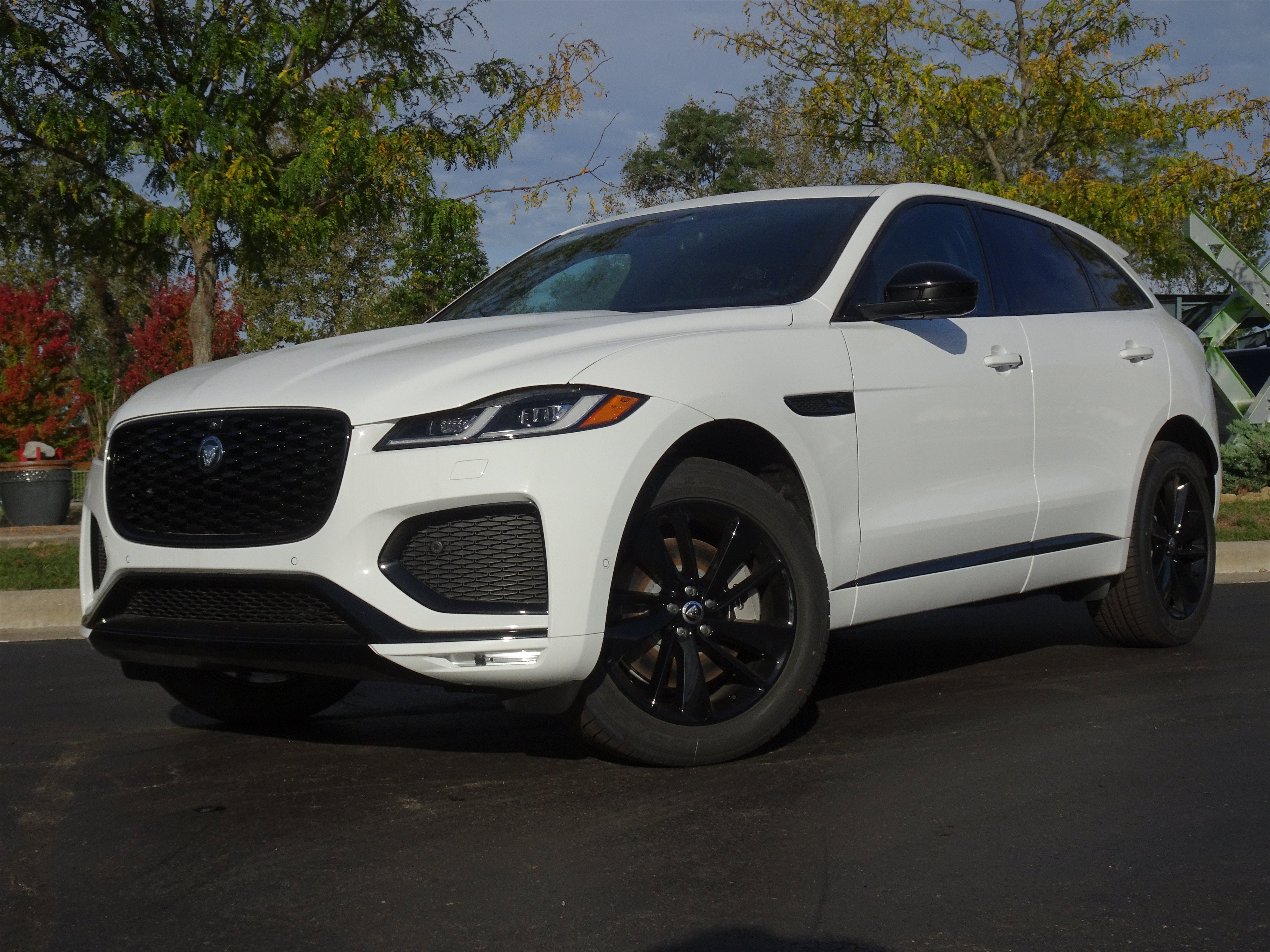 New 2026 Jaguar F-PACE R-Dynamic S AWD/4WD image 1