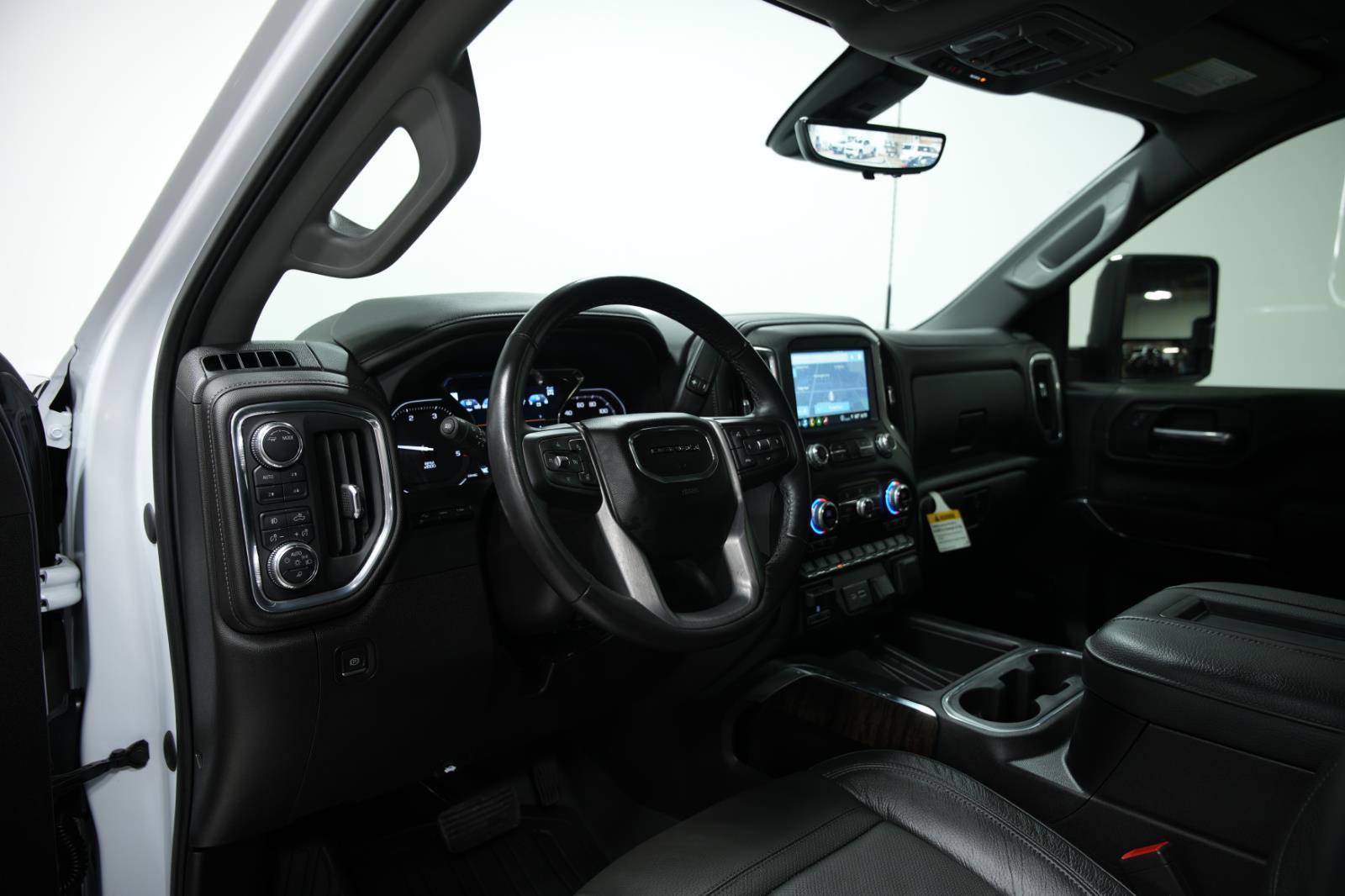 Used 2022 GMC Sierra 2500 Denali w/ Denali Ultimate Package image 27