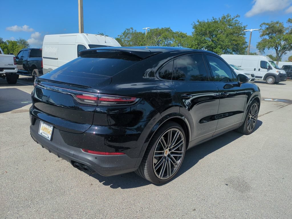 Used 2023 Porsche Cayenne S AWD/4WD image 6