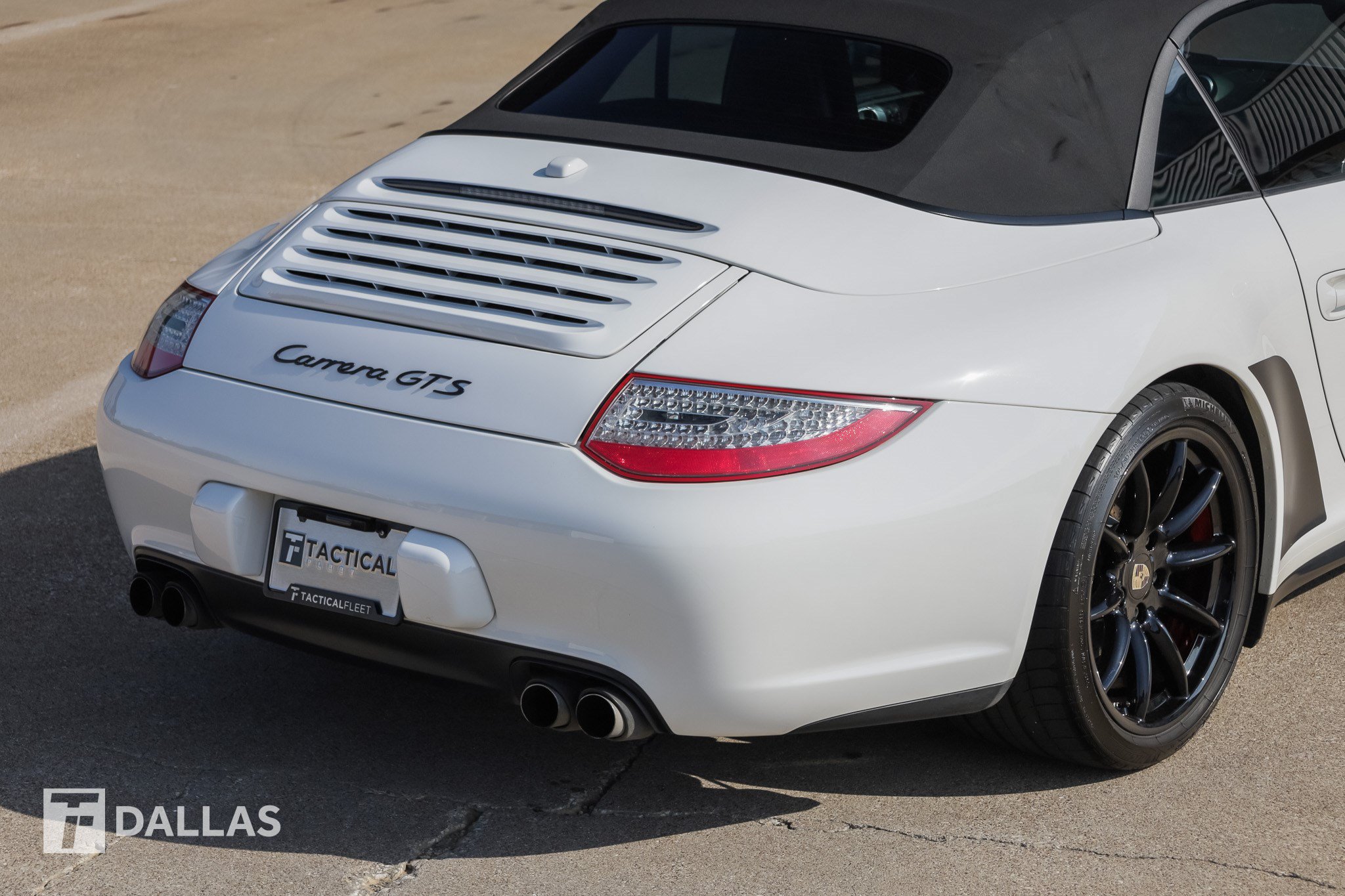 Used 2011 Porsche 911 Carrera GTS RWD image 17
