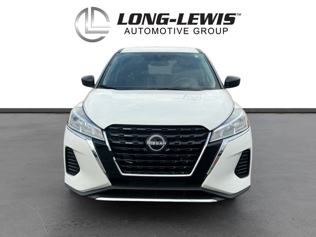 Used 2024 Nissan Kicks S image 11
