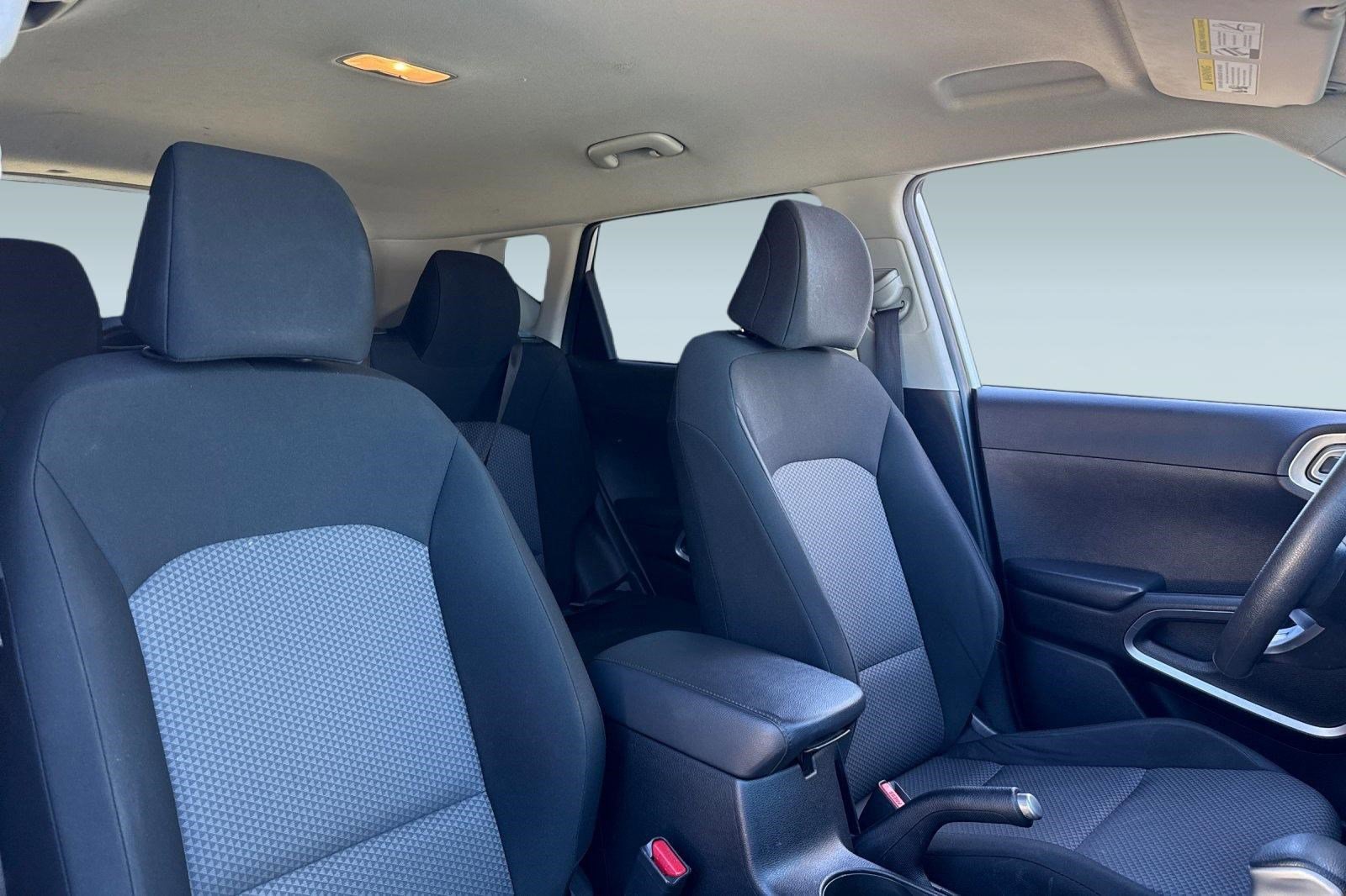 Used 2022 Kia Soul LX w/ Technology Package image 31