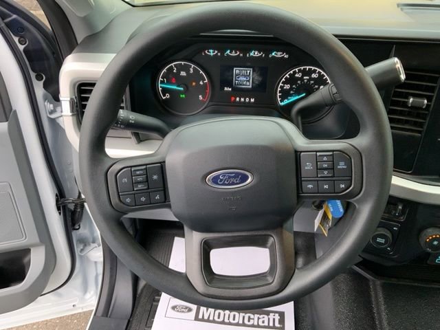 Used 2024 Ford F550 4x4 Crew Cab Super Duty image 16