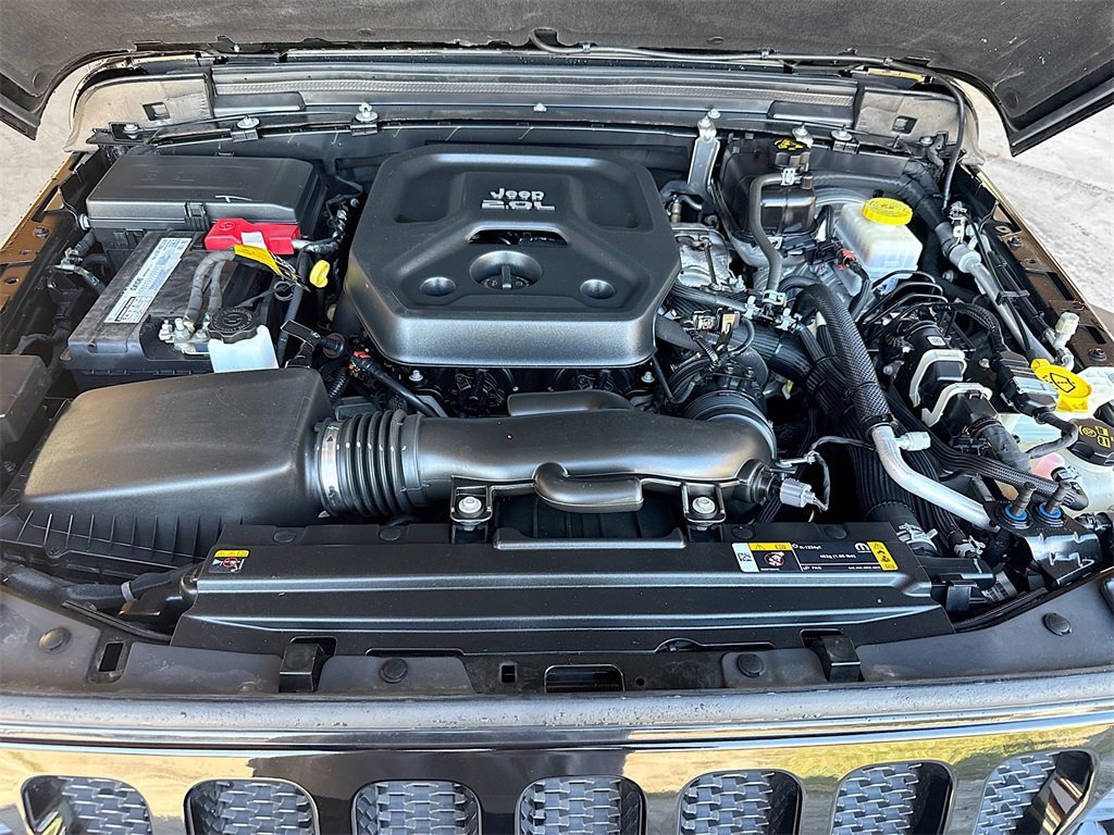 Used 2021 Jeep Wrangler Unlimited Sport image 33